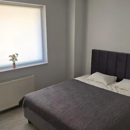 Апартаменти Apartamentpremium Cu Un Dormitor Separat Si Living *